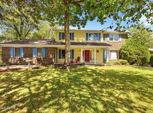 135 Claremont Rd, Oak Ridge, TN 37830