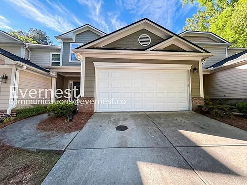 200 Suttles Dr SW Photo 1