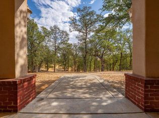 19600 Sunshine Dr, Red Bluff, CA 96080