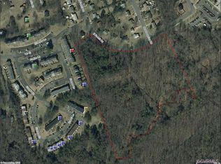 700 E Foxhill Rd, Richmond, VA 23223