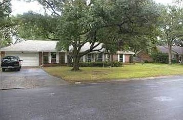1st image of 4140 Aqua Vista Dr