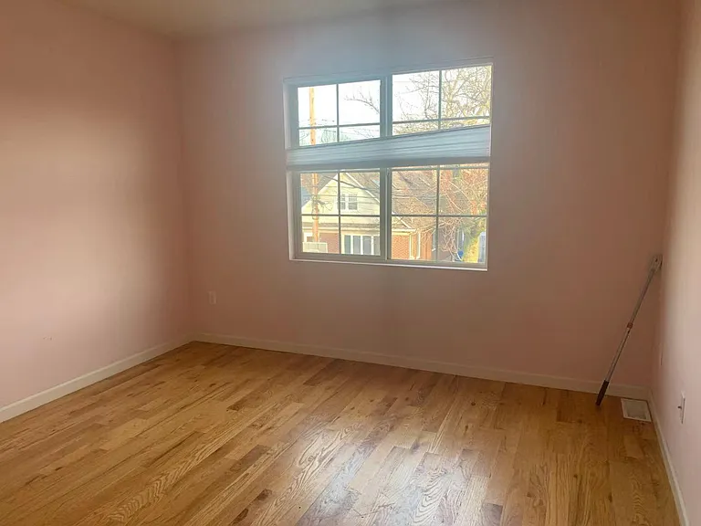 632 Britton Ave — Photo 8