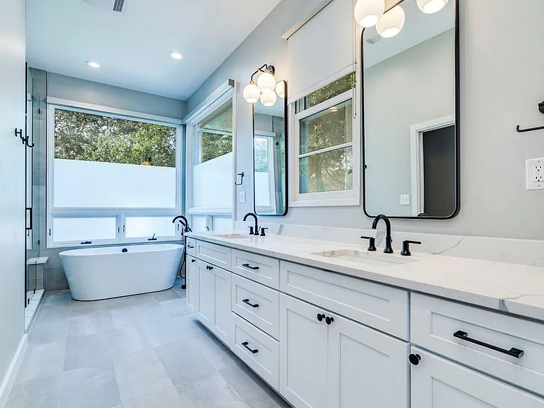 404 Almarion Dr — Photo 16