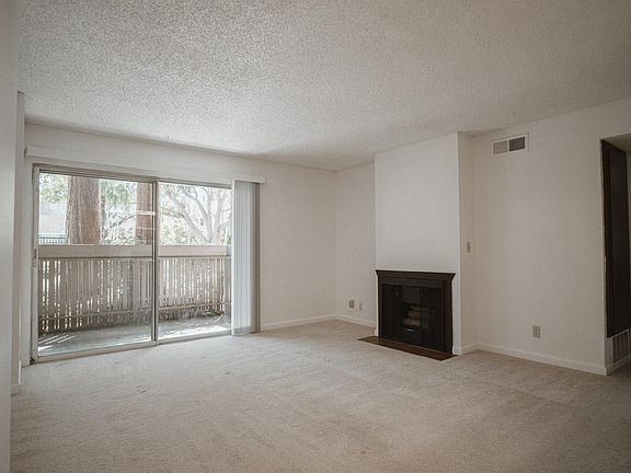 4th image of 1477 De Rose Way Unit 140