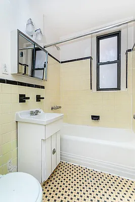 Rented by Living New York | media 3