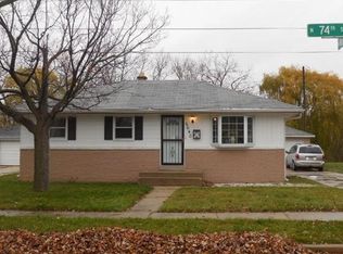 6640 N 74th St, Milwaukee, WI 53223