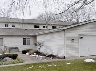 1044 Wedgewood Dr, Plainwell, MI 49080