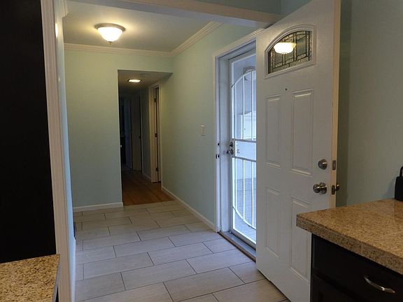 5th image of 7910 Amalfi Way