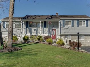 1123 Ruby Dr, Toms River, NJ