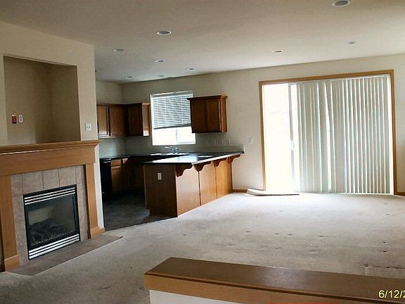 2nd image of 4025 62nd Ave E
