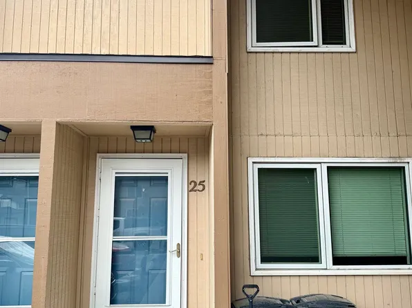5000 Dartmouth Dr #B25, Fairbanks, AK 99709