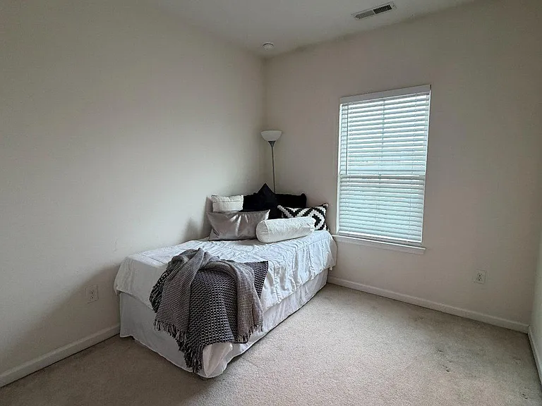 200 Iannelli Rd — Photo 21