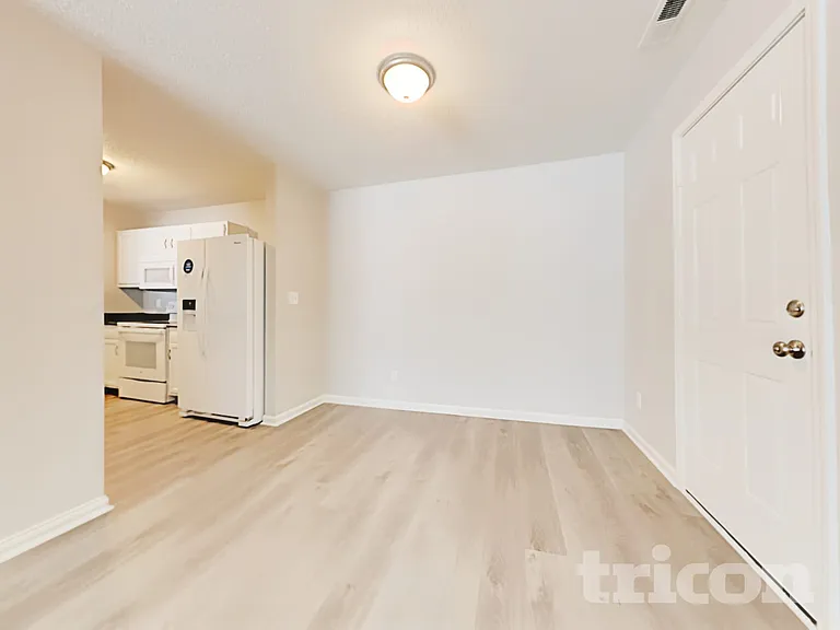 5314 Cliff Ridge Dr — Photo 4