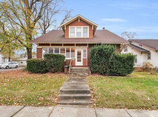 1120 Jefferson Ave, Charleston, IL 61920