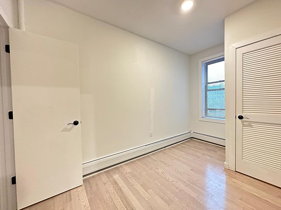 2nd image of 20 Gifford Ave #43B