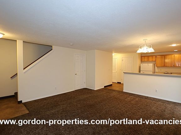 5th image of 5254 SE 73rd Ave