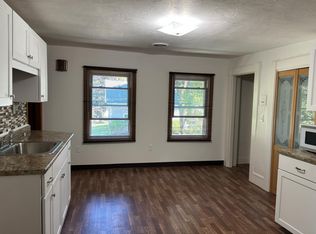 37 Chestnut St FLOOR 2, Danvers, MA 01923