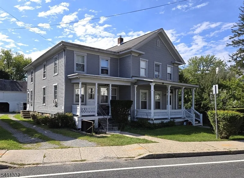 3 Academy St #3