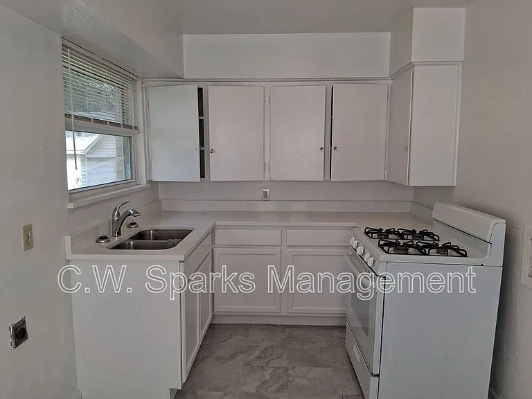 3021 Avon St — Photo 33