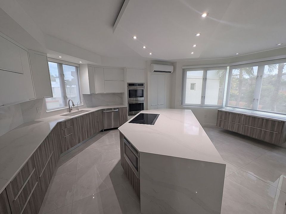 1st image of 86 Lakeside Villas L5