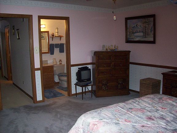 4th image of 18012 Connecticut Ct #85