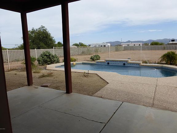 5th image of 25215 W Blue Sky Dr