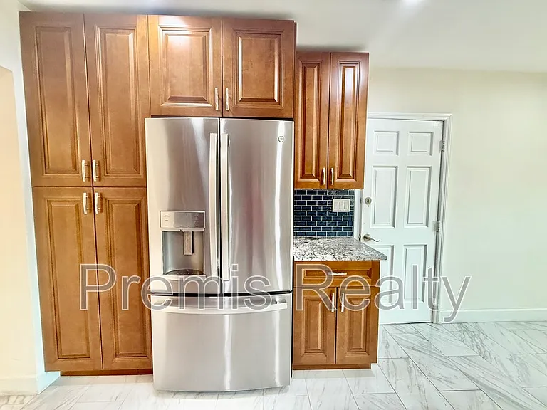 2014 Pinehurst Dr — Photo 5