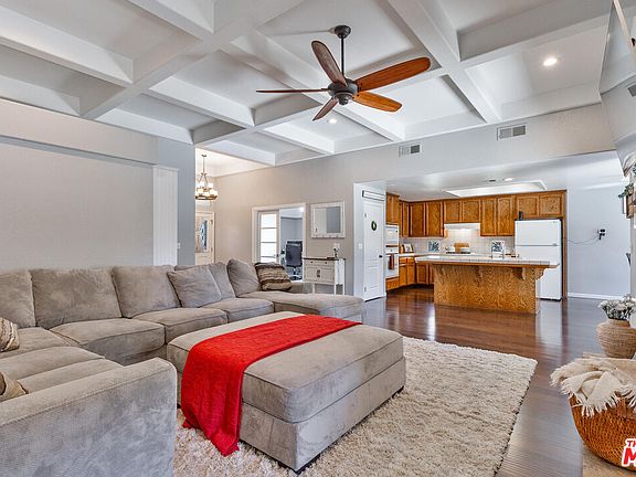 4th image of 1459 Hillsboro Ave