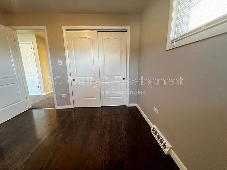 9121 S Utica Ave — Photo 12