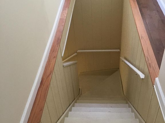 Large staircase Landings can accommodate plants