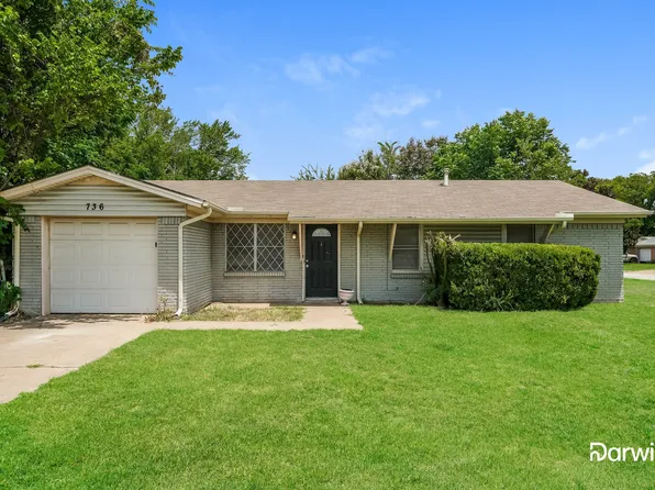 736 Treadwell Dr, Hurst, TX 76053