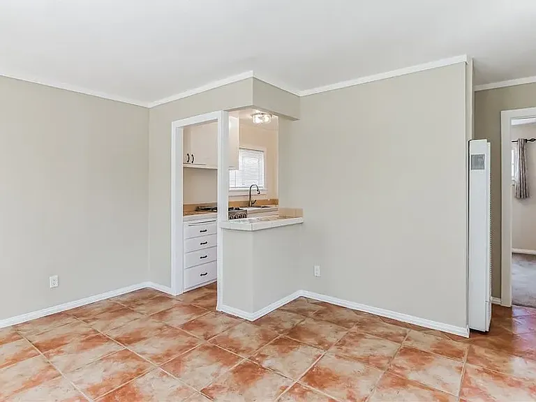 4175 Pepper Dr — Photo 6