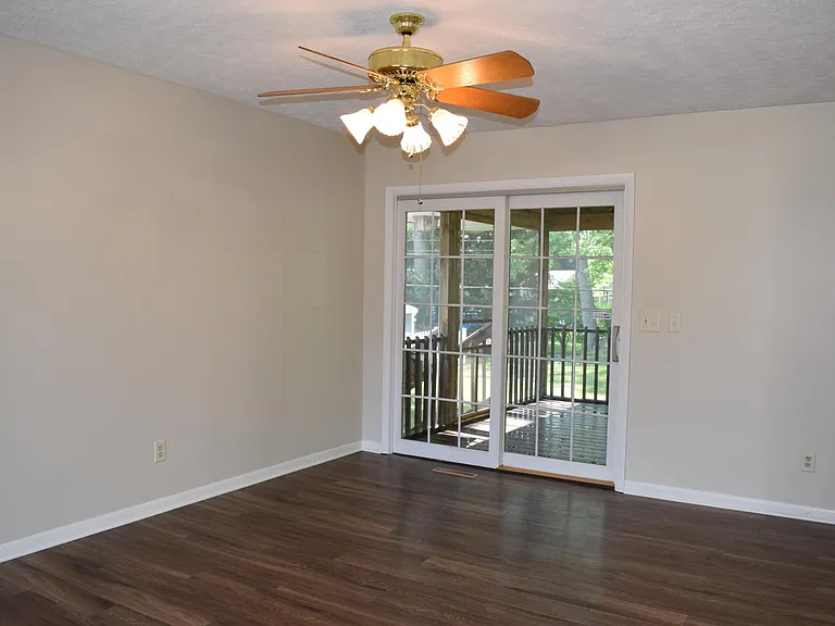 2609 Hall Ct — Photo 15