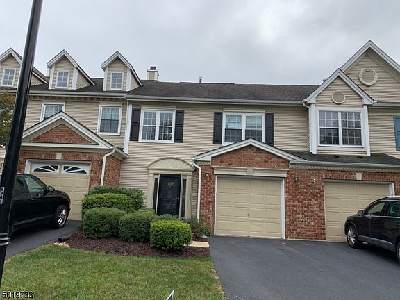 2nd image of 2104 Ackman Ct