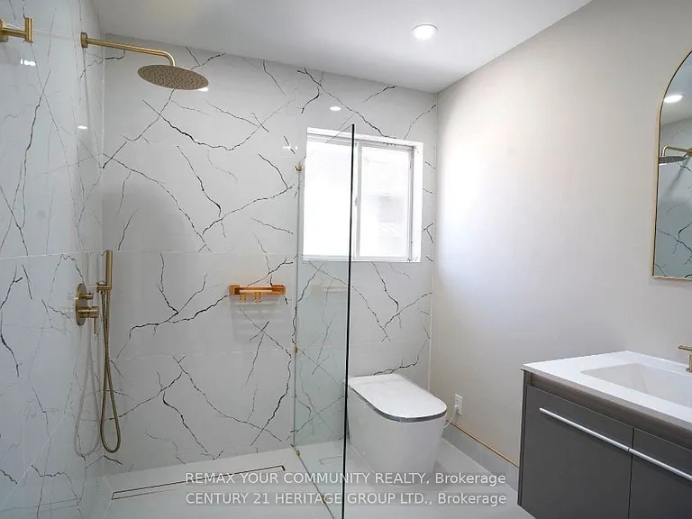236 Simcoe Ave — Photo 27