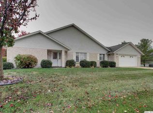 4906 Lake Ridge Dr, Quincy, IL 62305