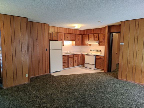 3rd image of 1653 2nd Ave #W18