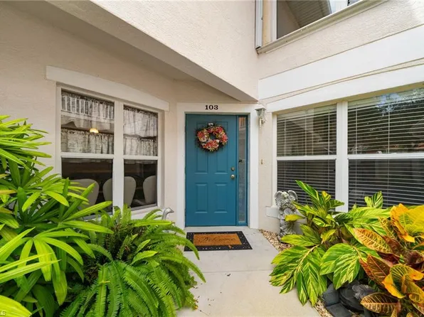 5045 Cedar Springs Dr APT 103, Naples, FL 34110
