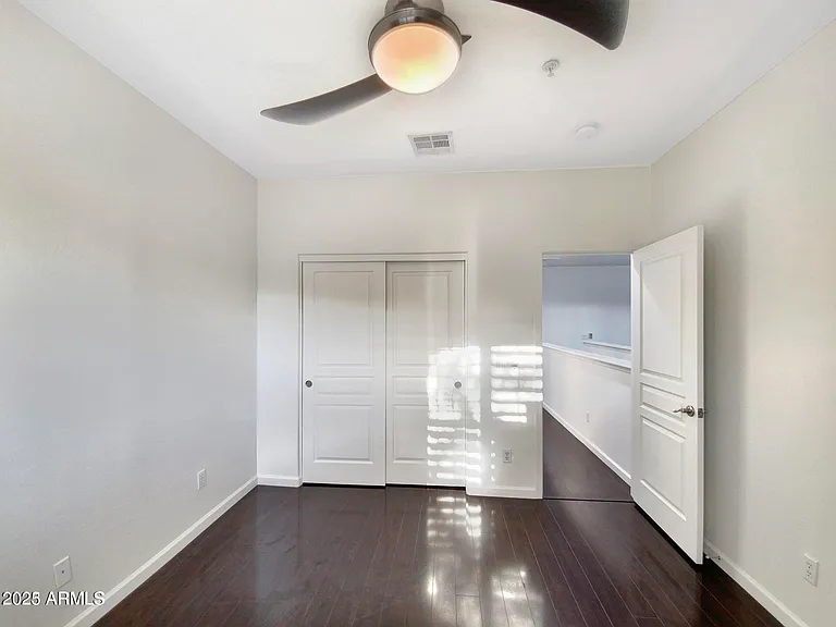 1225 N 36th St #1031 — Photo 32
