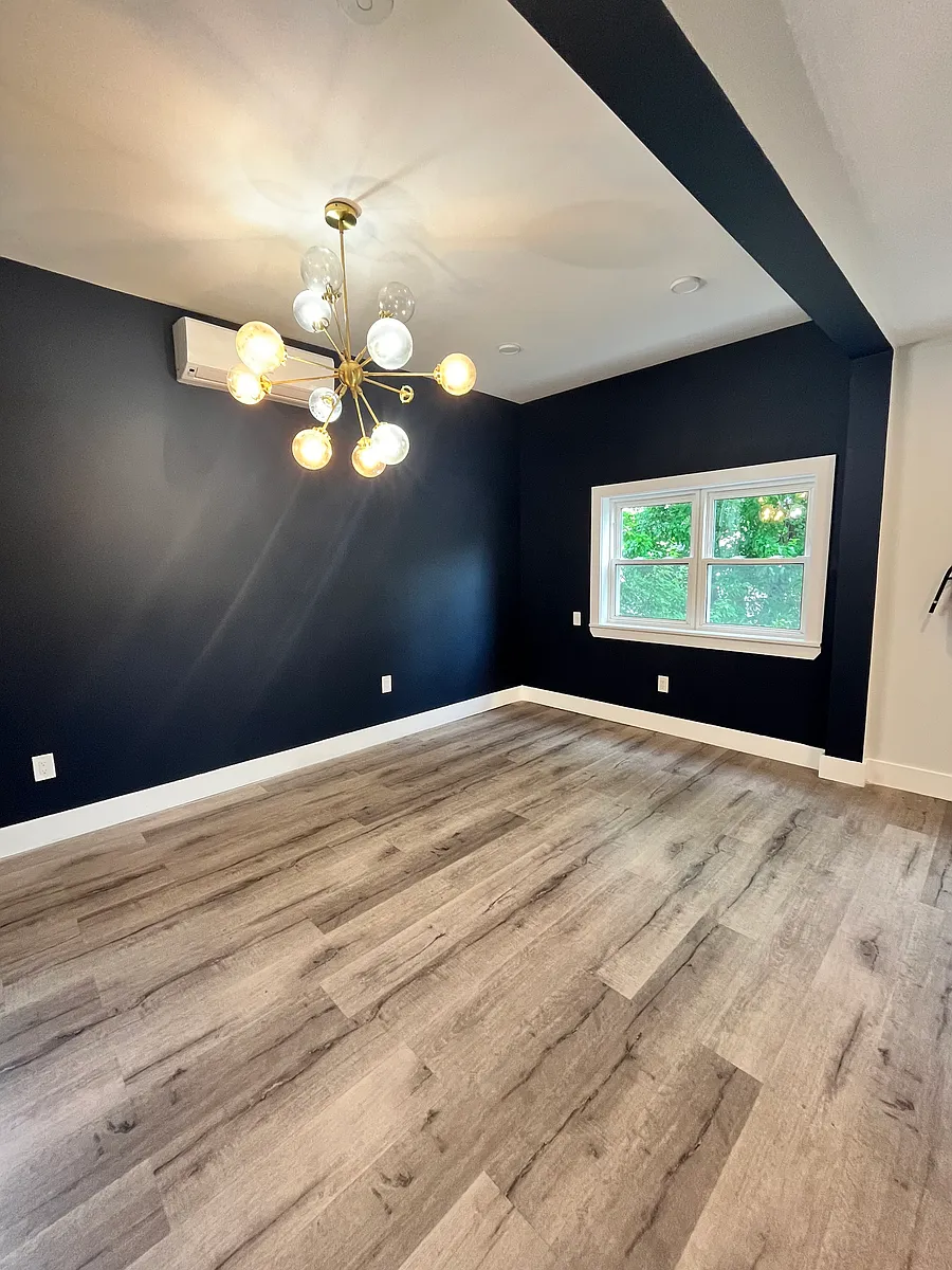 Building Photo - 28 E 47th St #2E