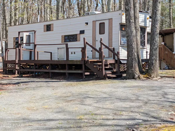 101 Opossum Ln, Shohola, PA 18458