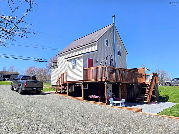 3rd image of 2816 Barronsfield Rd