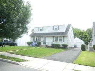 95 Hamilton Ave, Clifton, NJ 07011