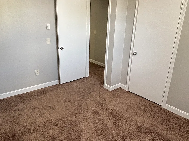 26 Walker St #A — Photo 7