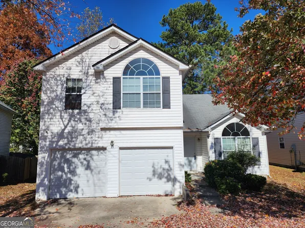 2816 Two Lake Cir, Atlanta, GA 30349