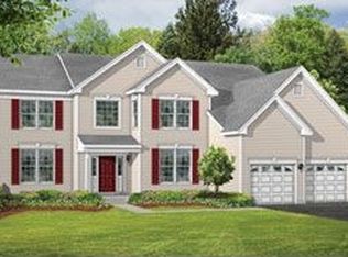 67 Anderson Dr, East Walpole, MA 02032