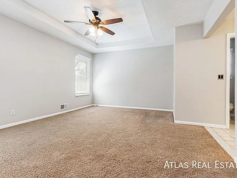 1009 NE 99th St — Photo 16