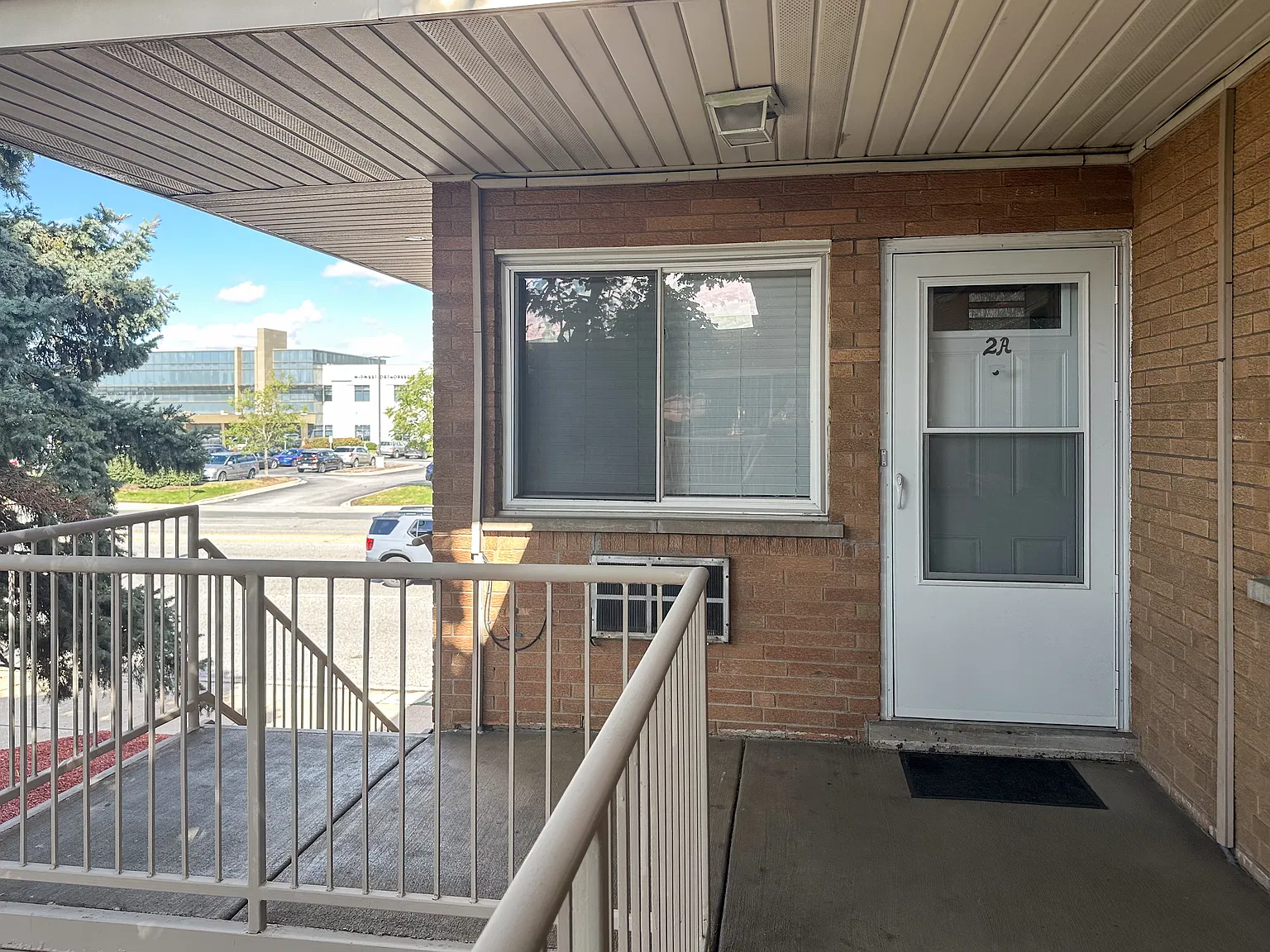 2 bed, $1,650 — Photo 3