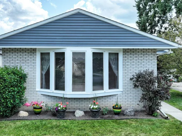 2723 Schemm St, Saginaw, MI 48602