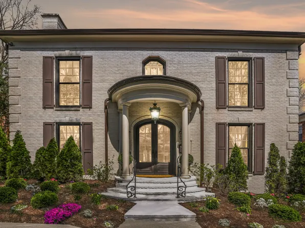 2126 Golf Club Ln, Nashville, TN 37215